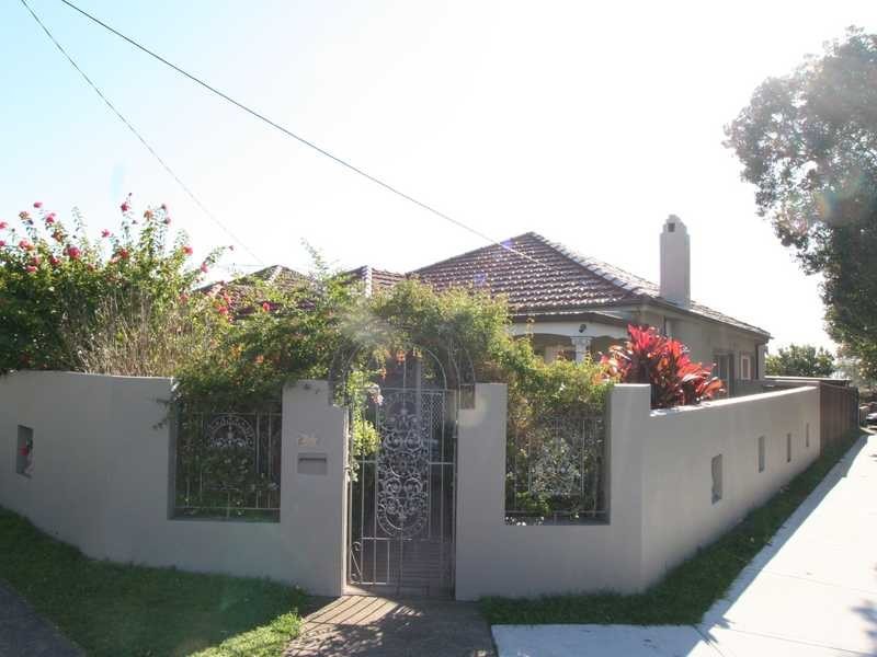 247 William Street, Kingsgrove NSW 2208