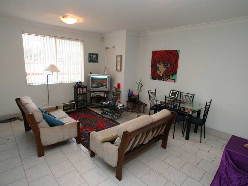 Unit 2/25 Fletcher Street, Campsie NSW 2194