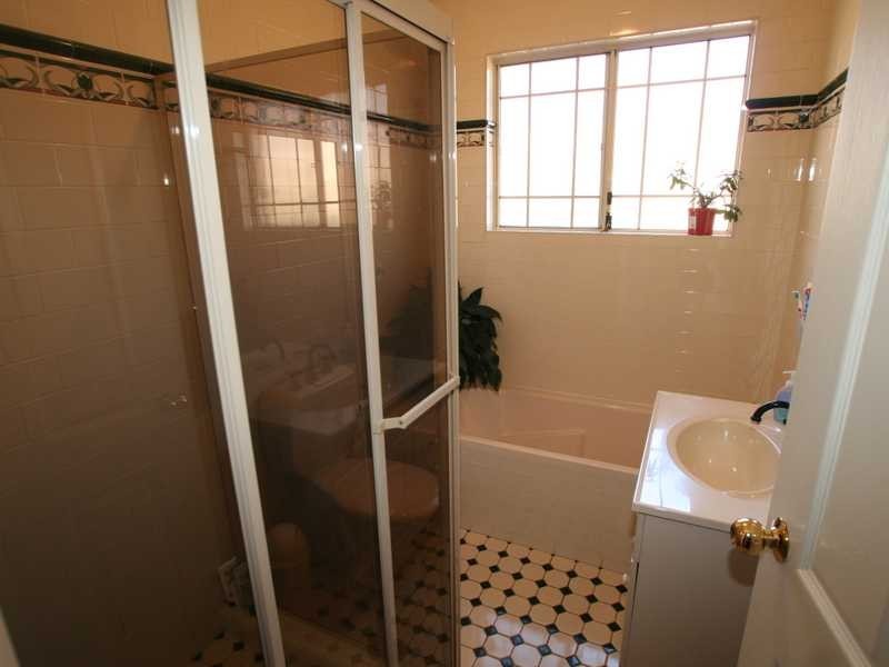 2/18 Canonbury Grove, Bexley North NSW 2207