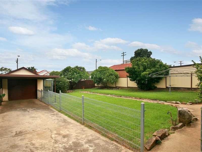 16 Nicholas Avenue, Campsie NSW 2194