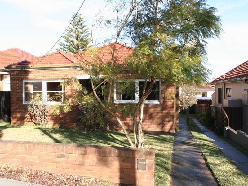 53 Rosemeath Street, Kingsgrove NSW 2208