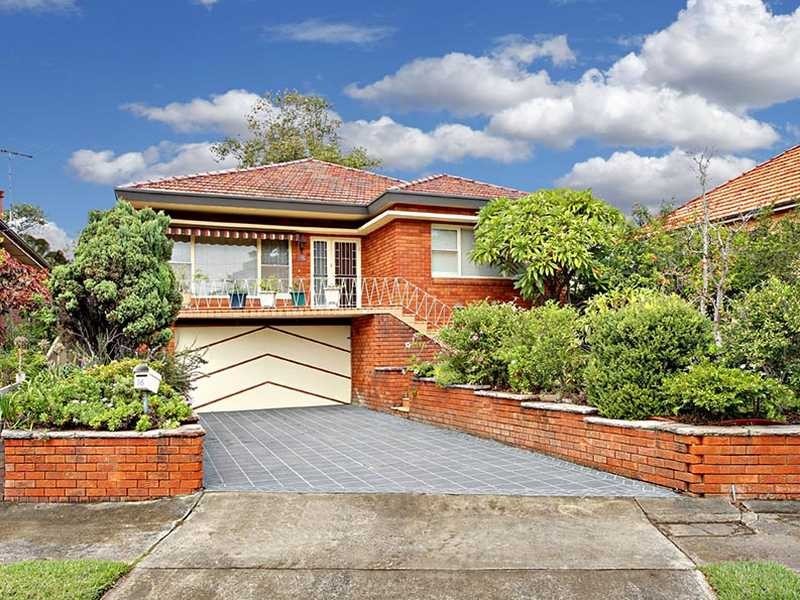 16 Earlwood Crescent, Bardwell Park NSW 2207