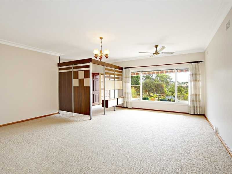 16 Earlwood Crescent, Bardwell Park NSW 2207