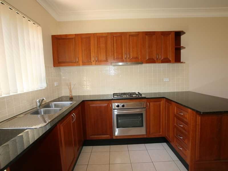 2/71 Connemarra Street, Bexley NSW 2207