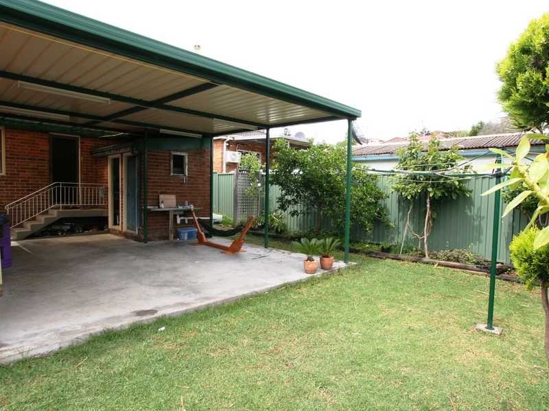 19 Powys Avenue, Bardwell Park NSW 2207