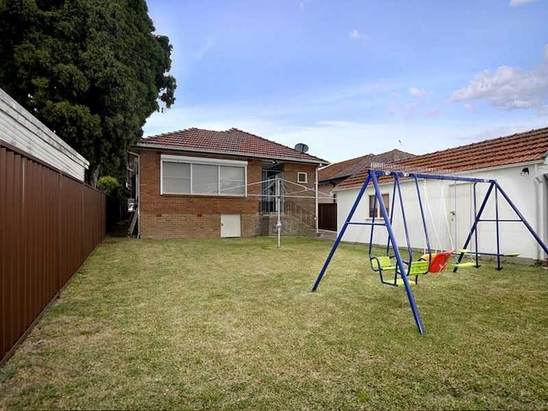 14 Chisholm Avenue, Clemton Park NSW 2206
