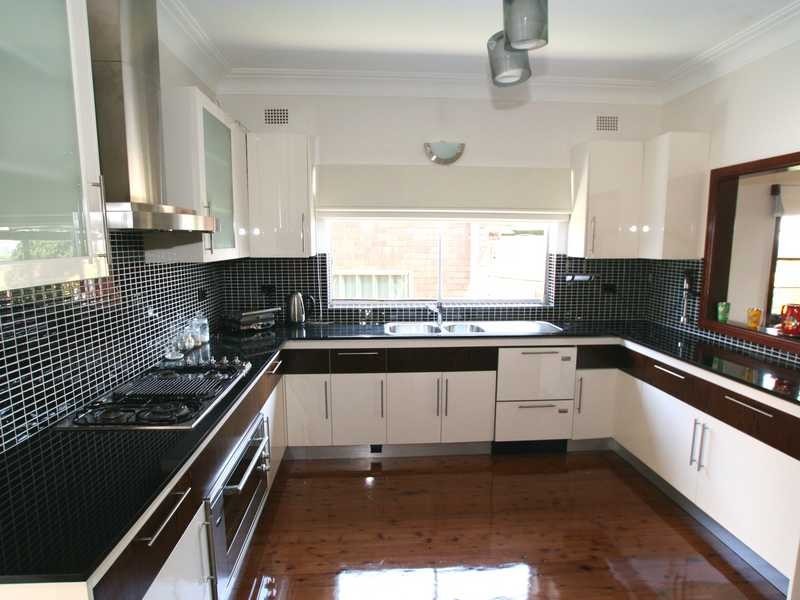 10 Burlington Avenue, Earlwood NSW 2206