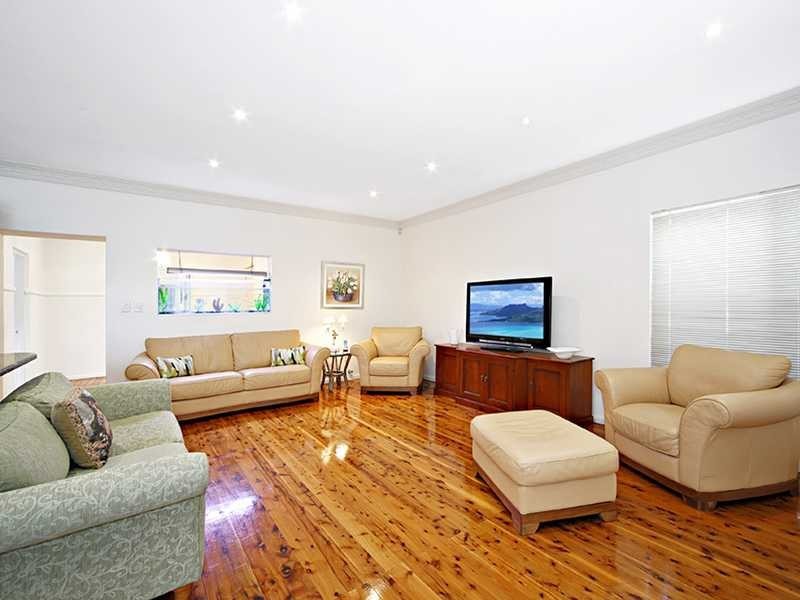 2 Stotts Avenue, Bardwell Park NSW 2207