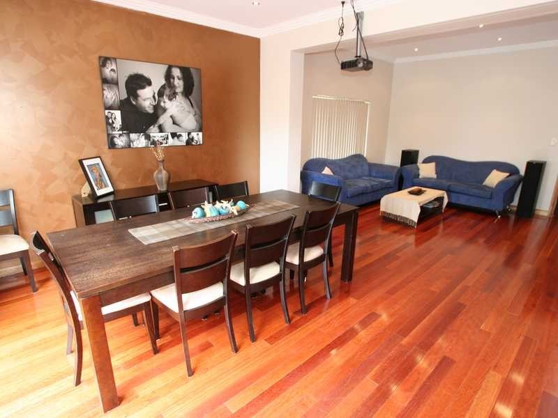 8 Roy Street, Kingsgrove NSW 2208