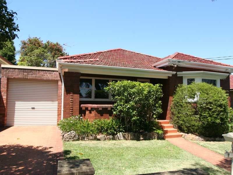 7 Locksley Road, Bexley NSW 2207