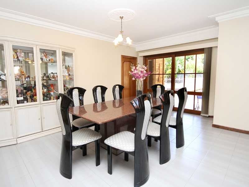 6 Baringa Road, Earlwood NSW 2206