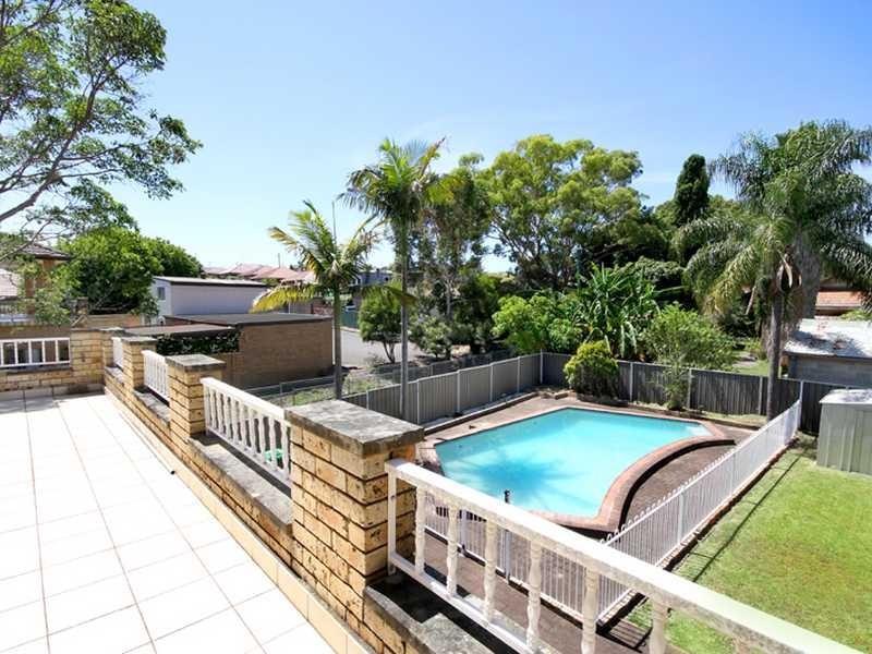 6 Baringa Road, Earlwood NSW 2206