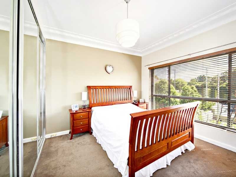 18 Devon Road, Bardwell Park NSW 2207