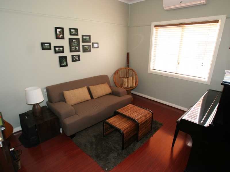 18 Rolestone Avenue, Kingsgrove NSW 2208