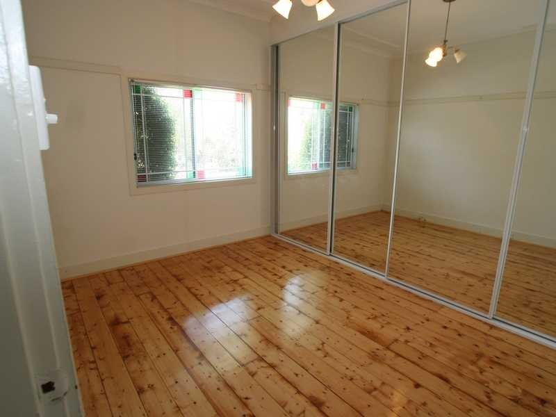 22 Springfield Avenue, Roselands NSW 2196