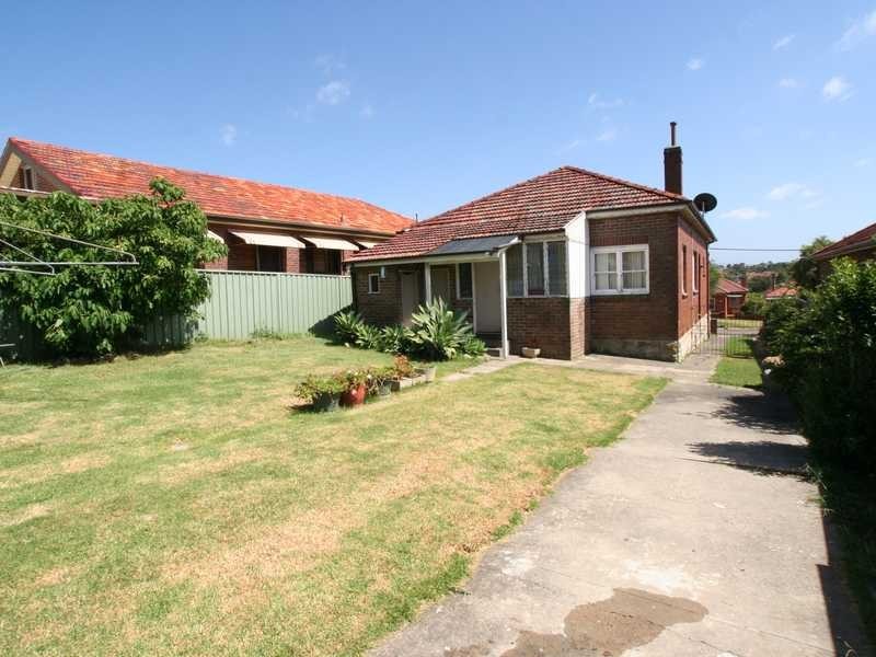 9 Demaine Avenue, Bexley North NSW 2207