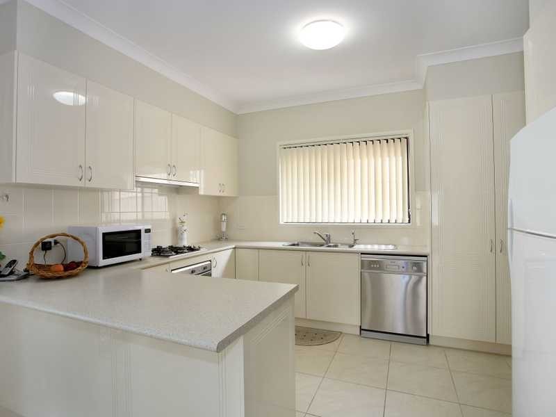 46 Lawn Ave, Clemton Park NSW 2206