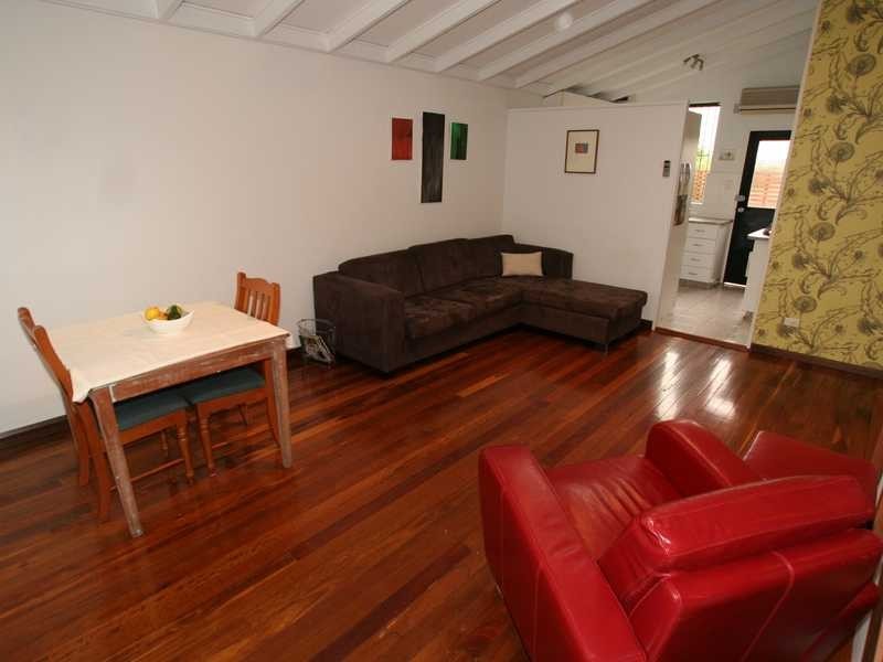 17/3-3a Bass Road, Earlwood NSW 2206