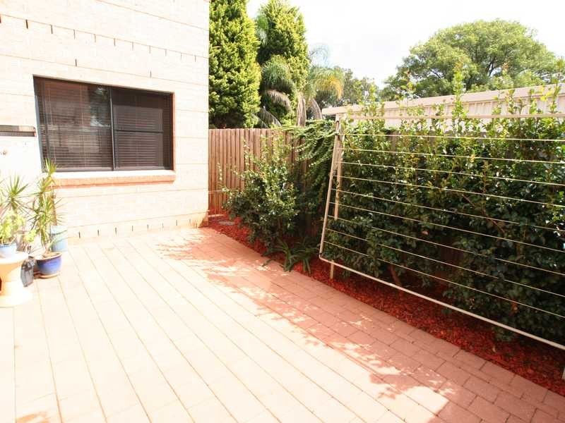 2/29 Alfred Street, Clemton Park NSW 2206