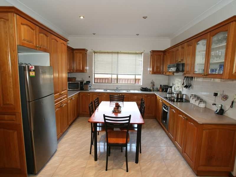 19 Karingal Street, Kingsgrove NSW 2208