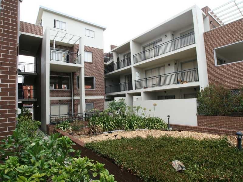 818-826 Canterbury Road, Roselands NSW 2196