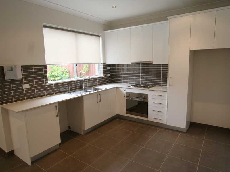 Unit 3/14 Marsden Cres, Peakhurst NSW 2210