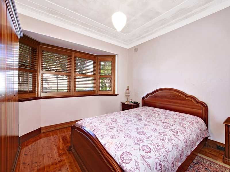 37 Wolli Street, Kingsgrove NSW 2208