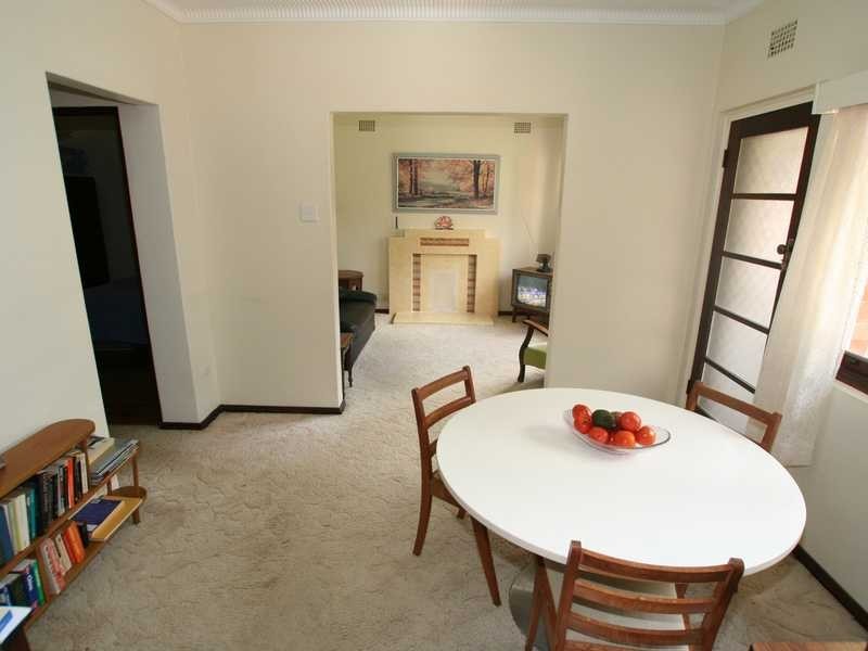 6 Hutchinson Street, Bardwell Park NSW 2207