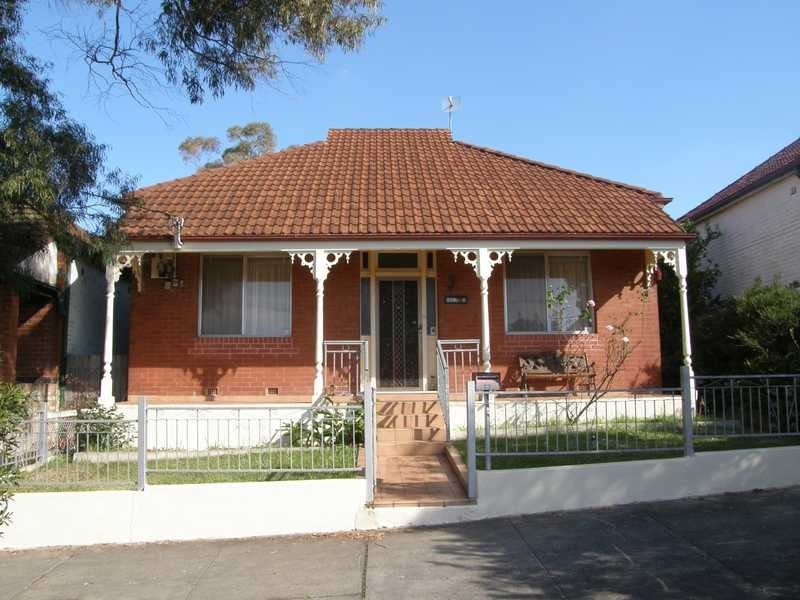 13 Moncur Street, Marrickville NSW 2204