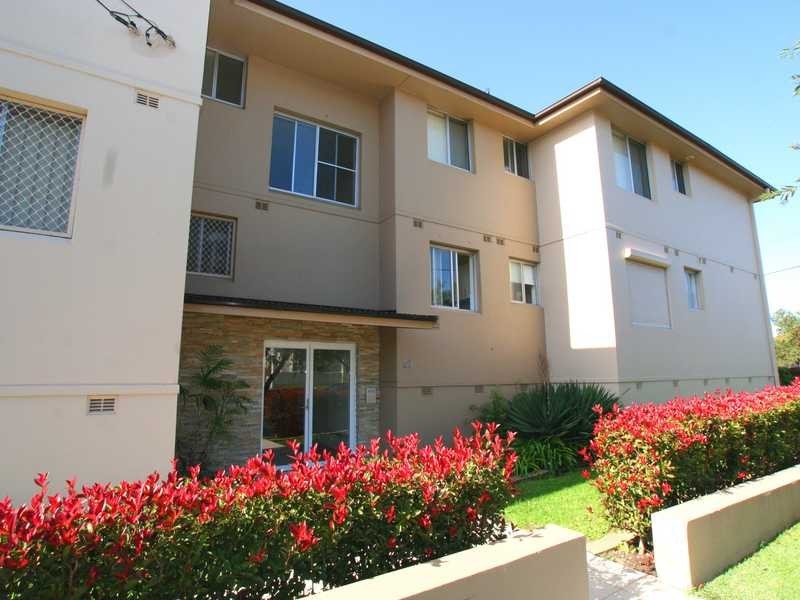 Unit 4/29 Phillip Street, Roselands NSW 2196