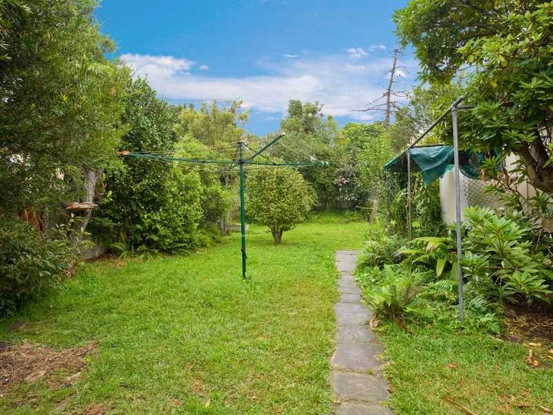 15 Rosemeath Avenue, Kingsgrove NSW 2208