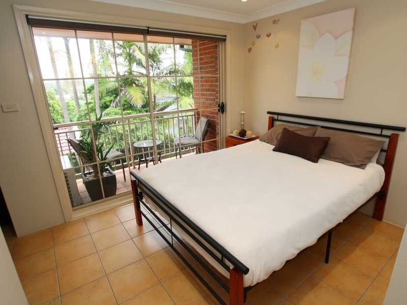 4/9 Highcliff Road, Earlwood NSW 2206