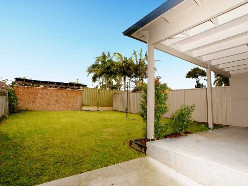 6 Bennett Avenue, Roselands NSW 2196