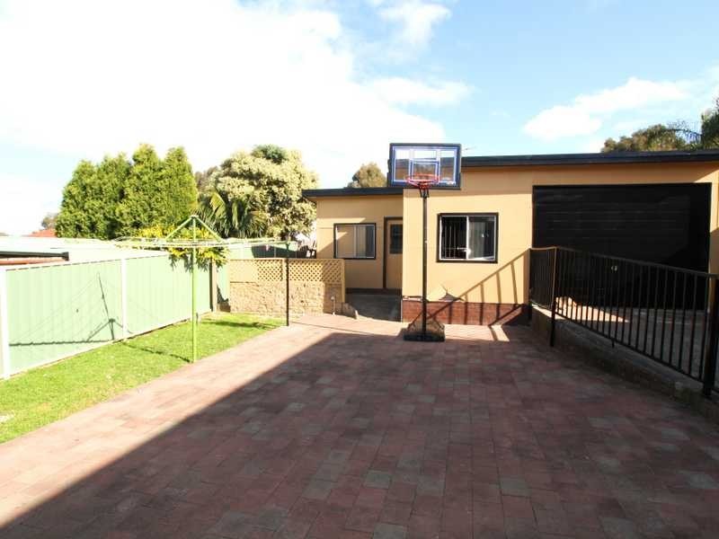 38 Glamis Street, Kingsgrove NSW 2208