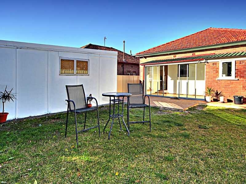 393 King Georges Road, Beverly Hills NSW 2209