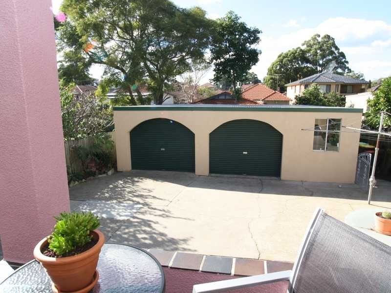 12 Park Road, Carlton NSW 2218