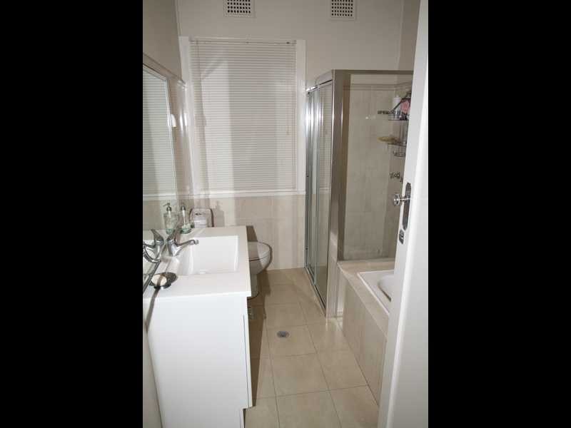 21 Ellerslie Road, Bexley North NSW 2207