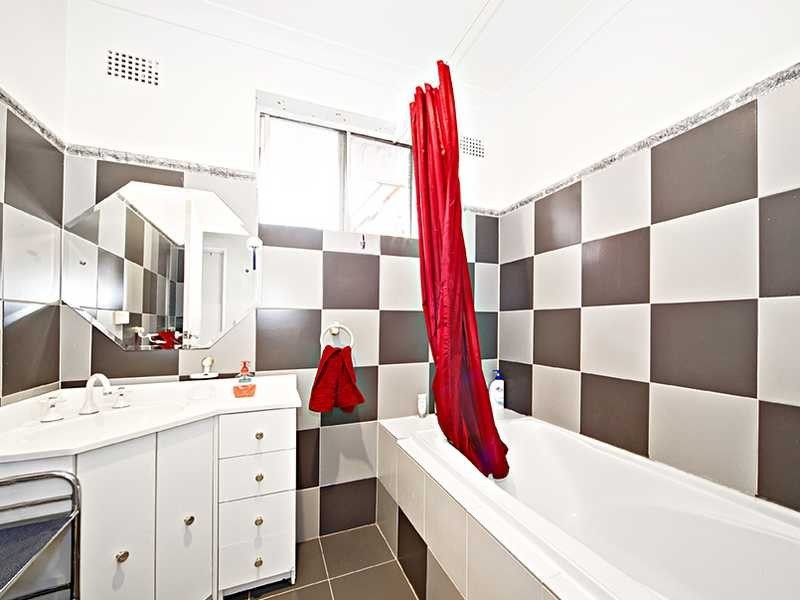 2/5 Myers Street, Roselands NSW 2196