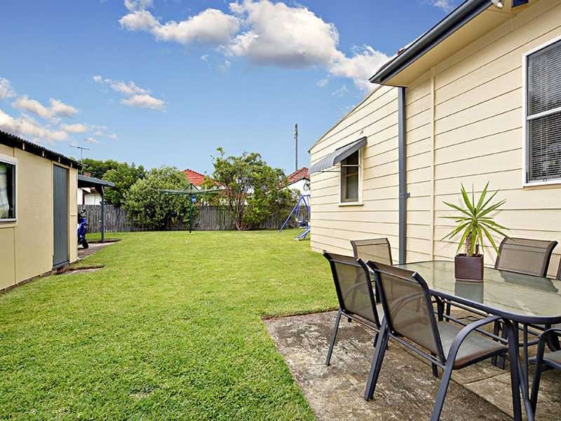 15 Lynesta Avenue, Bexley North NSW 2207