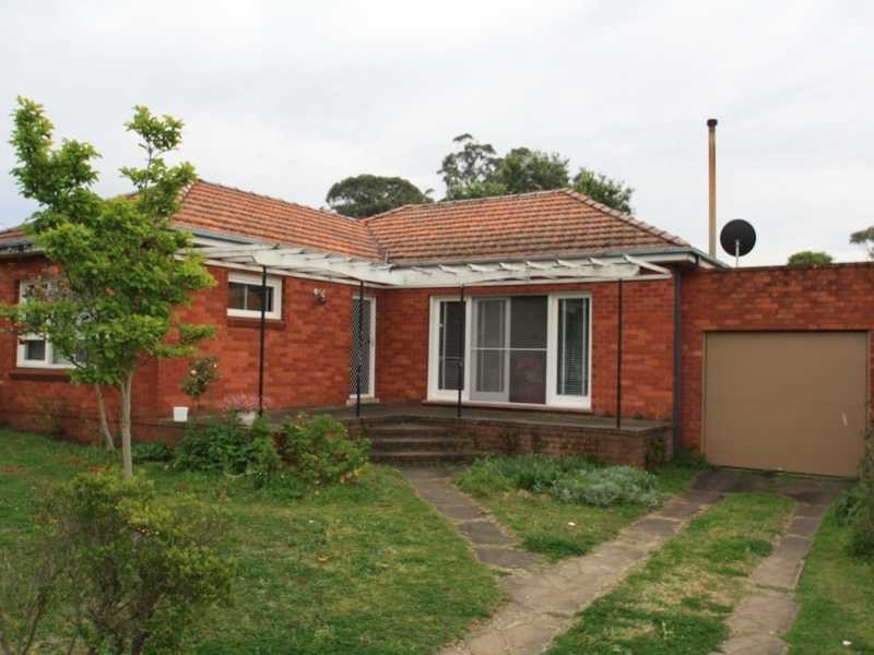 7 Smith Crescent, Liverpool NSW 2170