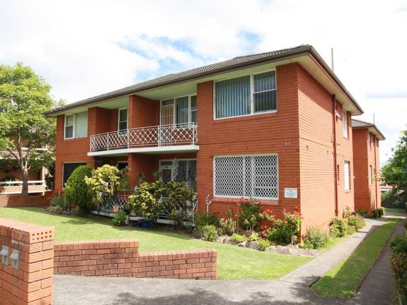2/45 The Broadway, Punchbowl NSW 2196
