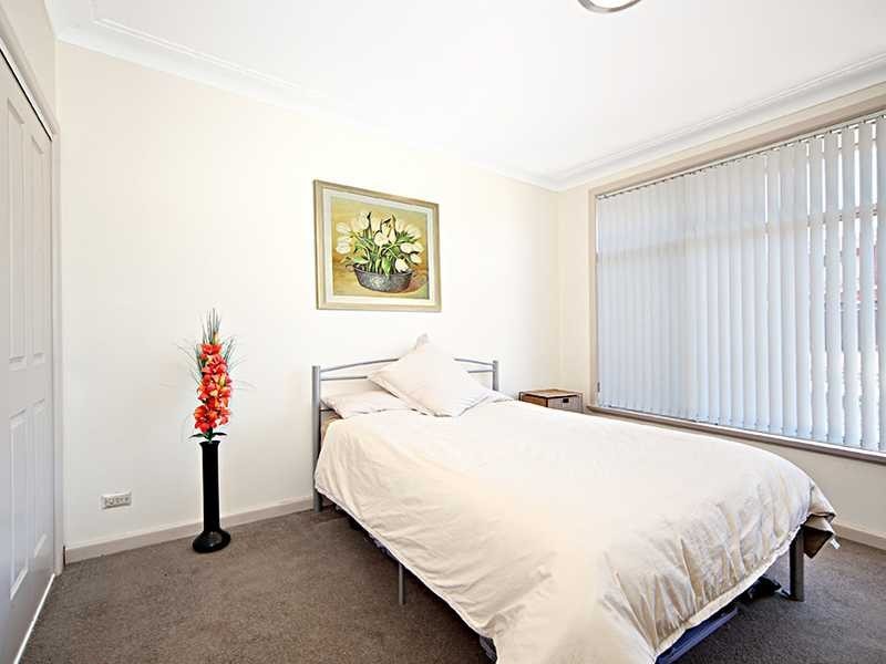 7 Lapis Crescent, Bardwell Valley NSW 2207