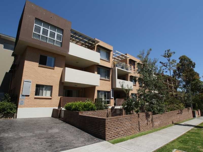 12/15 Mill Street, Carlton NSW 2218