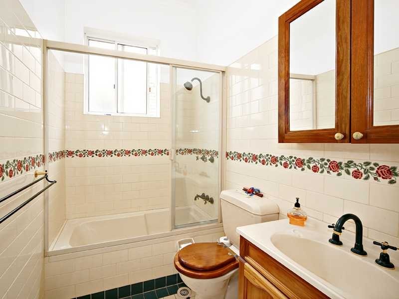 54 Carlton Parade, Carlton NSW 2218