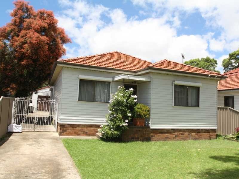 126 Moorefields Road, Kingsgrove NSW 2208