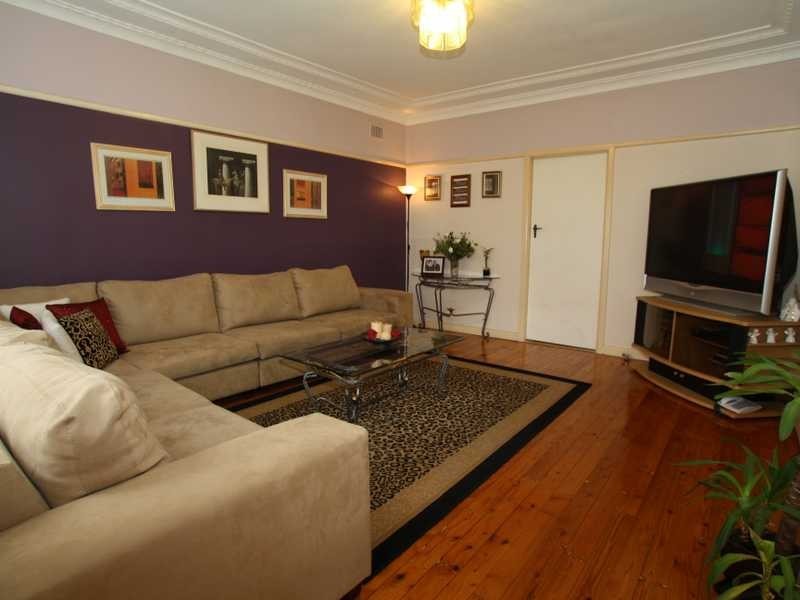 126 Moorefields Road, Kingsgrove NSW 2208