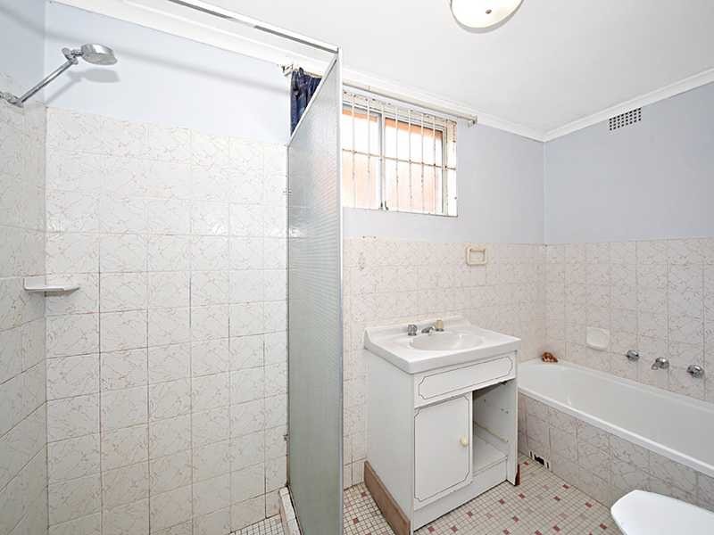 3/1-3 Myers Street, Roselands NSW 2196