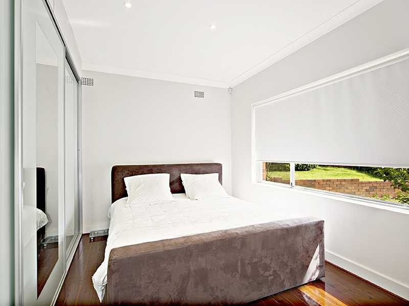 6 Toohey Crescent, Bexley NSW 2207