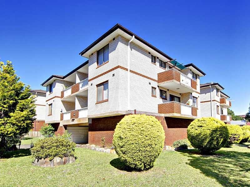 6/1-3 London Street, Campsie NSW 2194