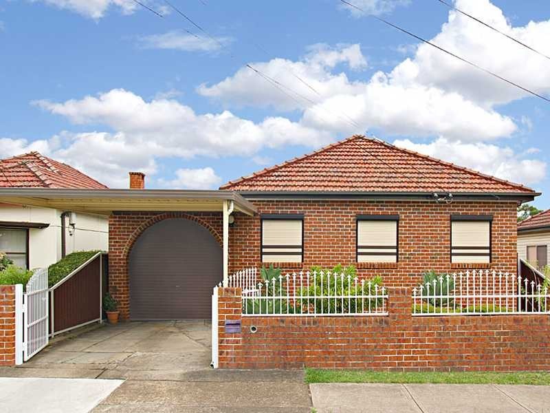 9 Frederick Street, Campsie NSW 2194